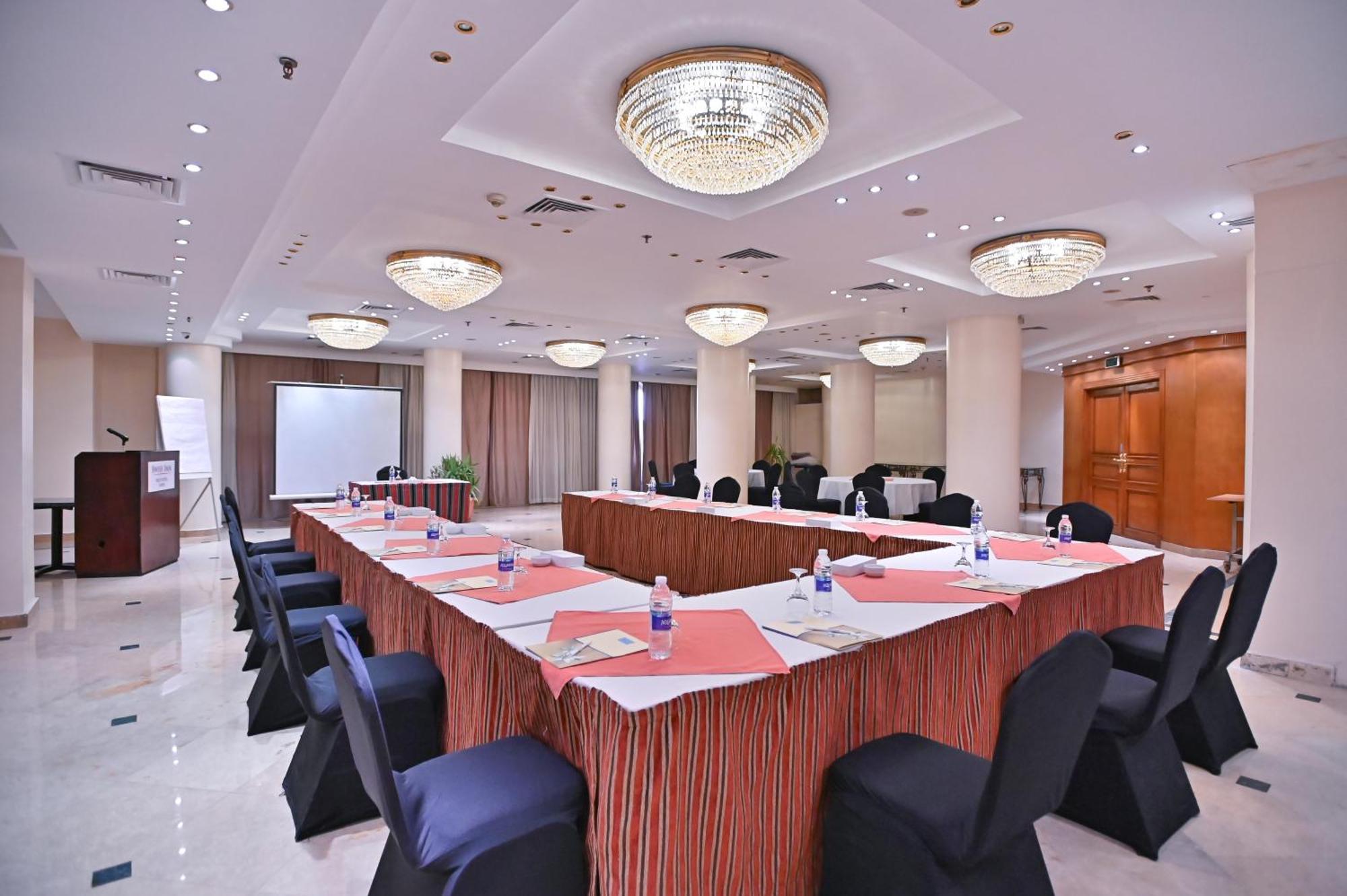 Swiss Inn Nile Hotel Gíza Kültér fotó