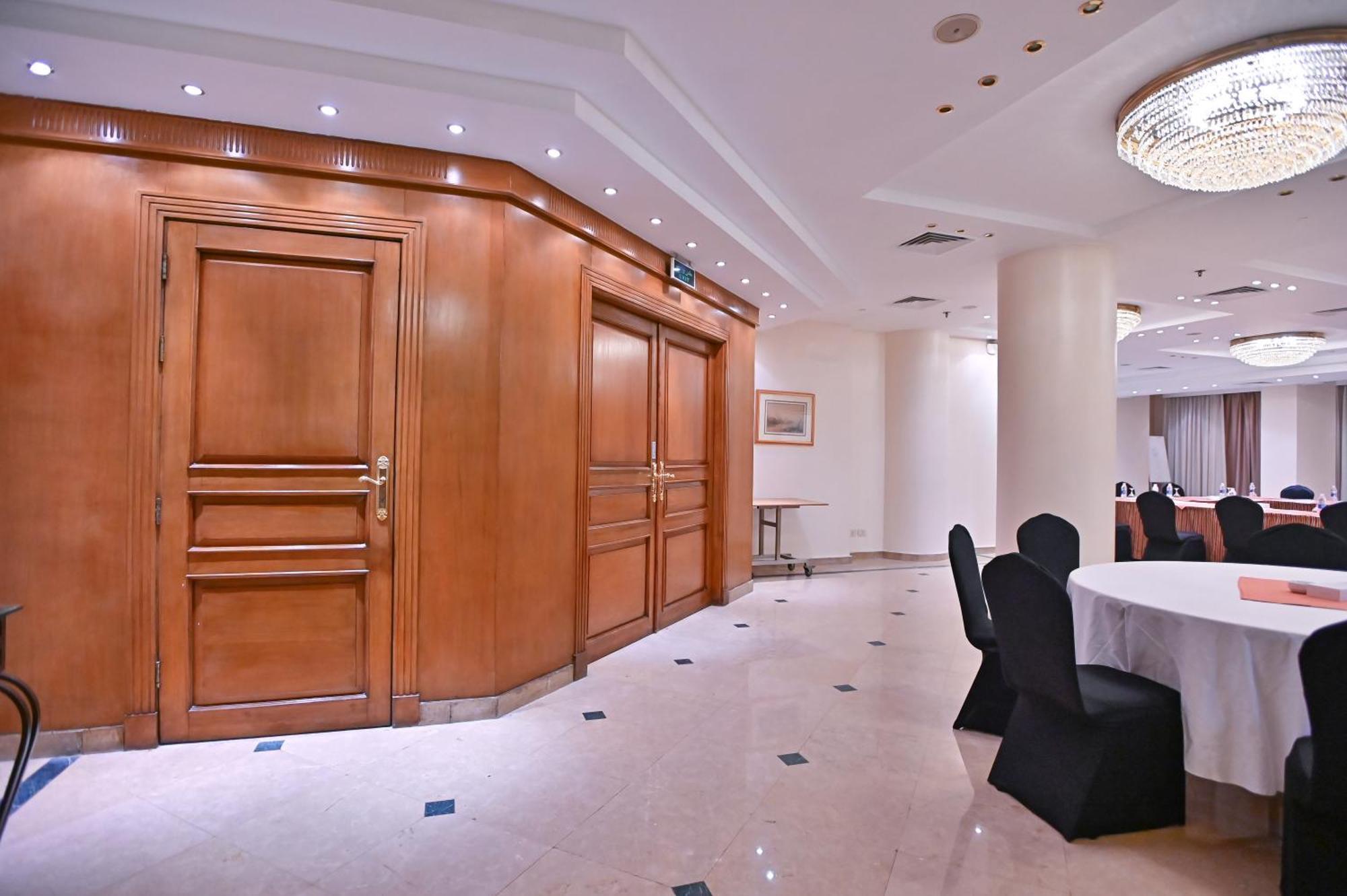 Swiss Inn Nile Hotel Gíza Kültér fotó