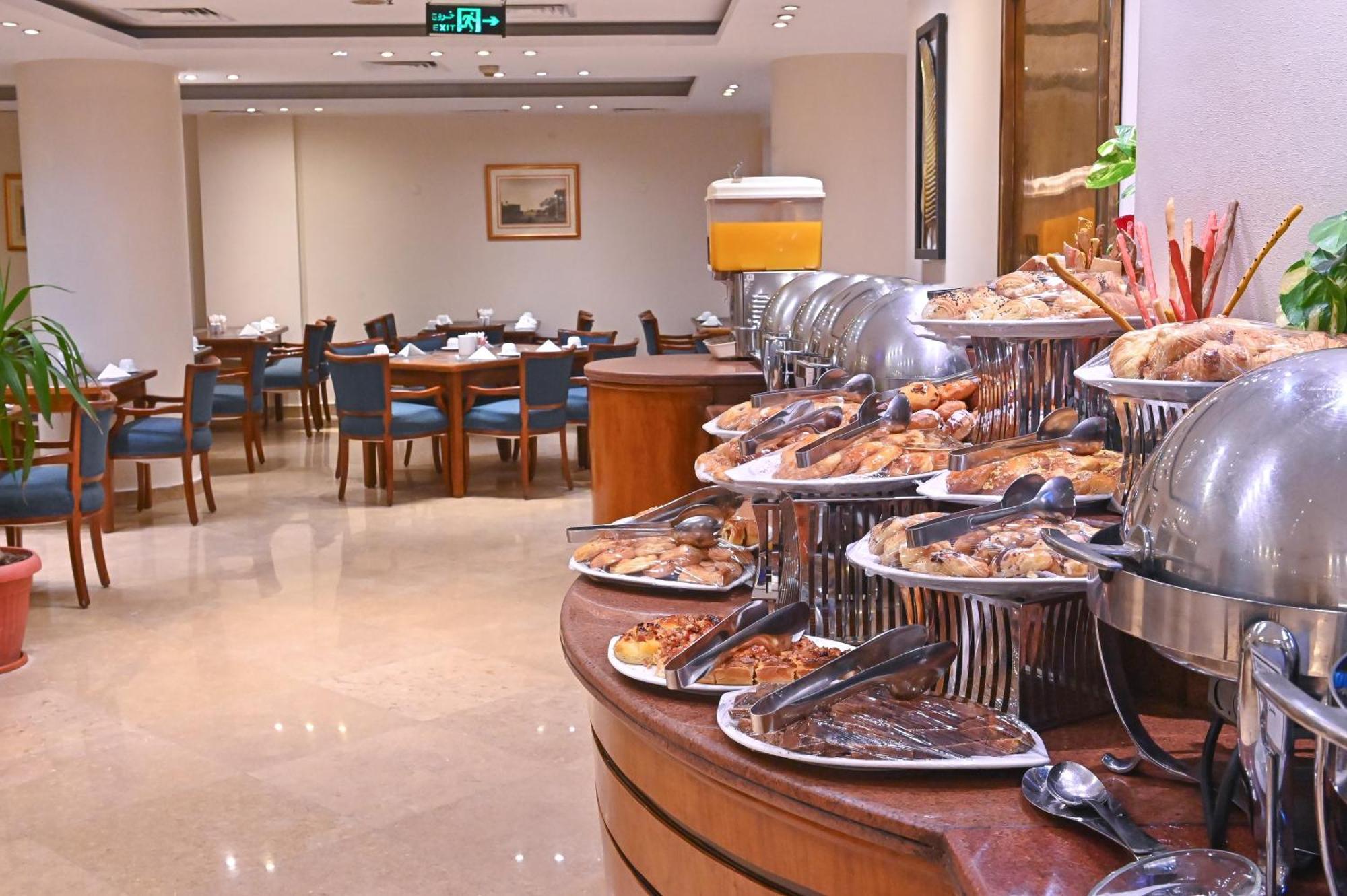 Swiss Inn Nile Hotel Gíza Kültér fotó