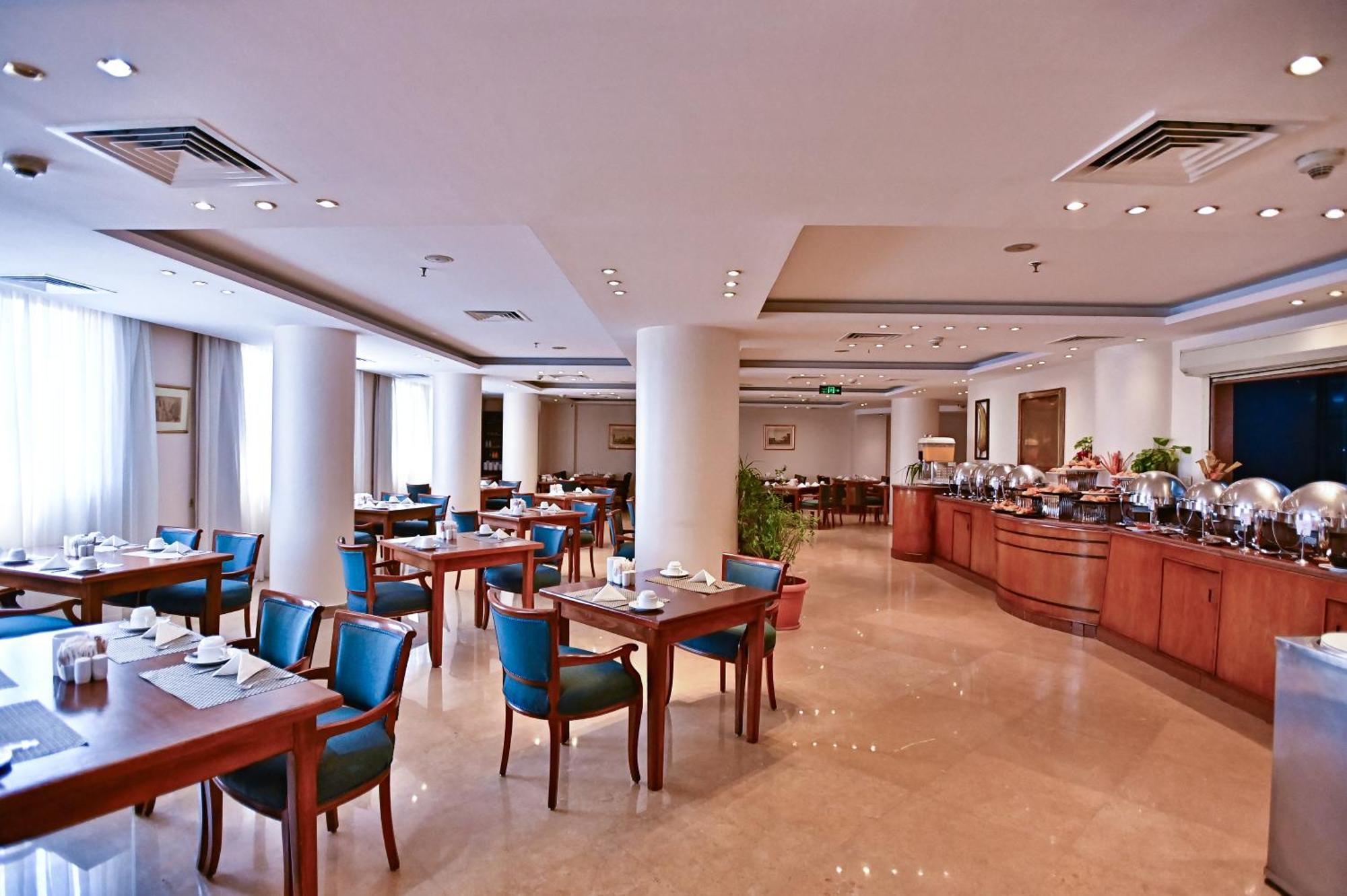 Swiss Inn Nile Hotel Gíza Kültér fotó